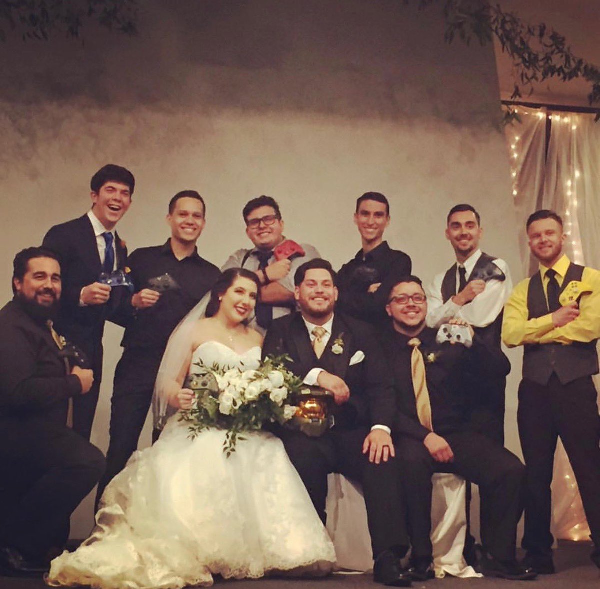 HUNGRYxB3AR's tweet photo. One of my favorite pictures from my Wedding. The #XboxFamily💚 !
⁦@Xbox⁩ ⁦@halo 
People from all over coming together to see what amazing work God has done through ⁦@bgratefulhelene⁩ &amp; I ❤️ https://t.co/O4M50e5MlF