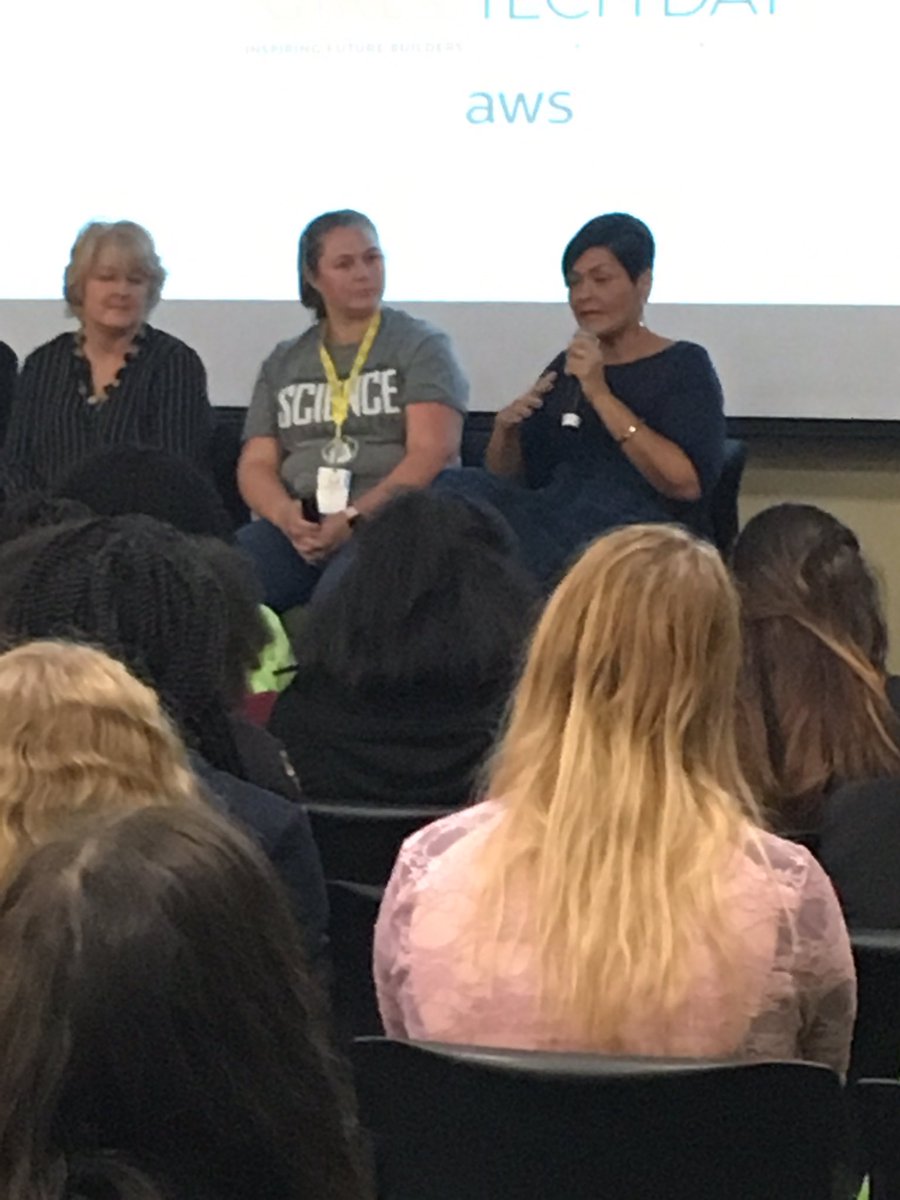 YearUp_NCR's tweet image. #AWSGirlsTechDay @guystjuste @HalaAyala