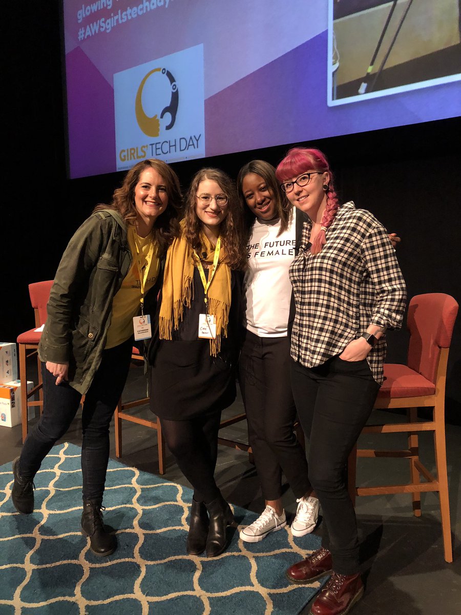 CatDeleonardis's tweet image. Super excited to be here today as part of the panel for #awsgirlstechday!#aws @lisawinterx @askatechnogirl