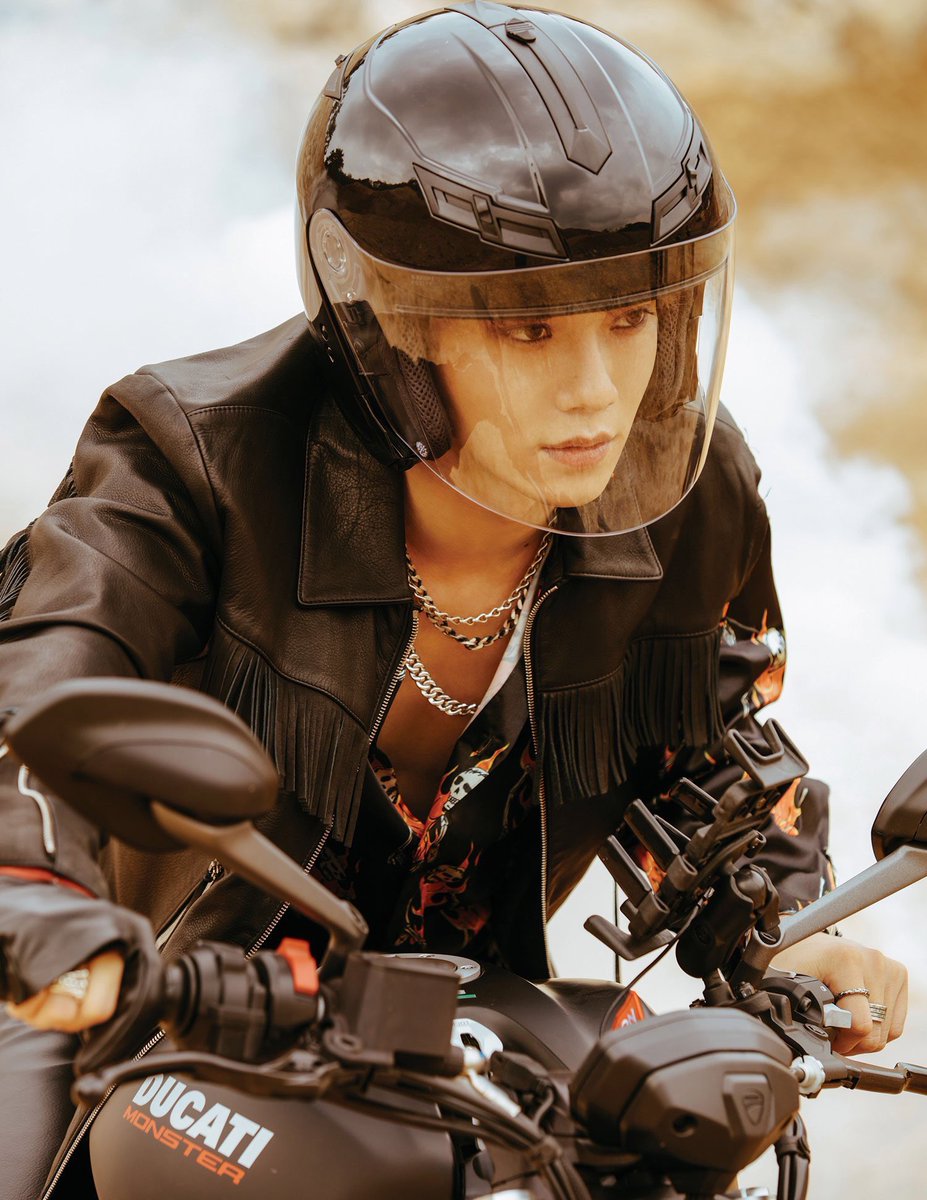KIMJONGDAE 🥰 tweet media