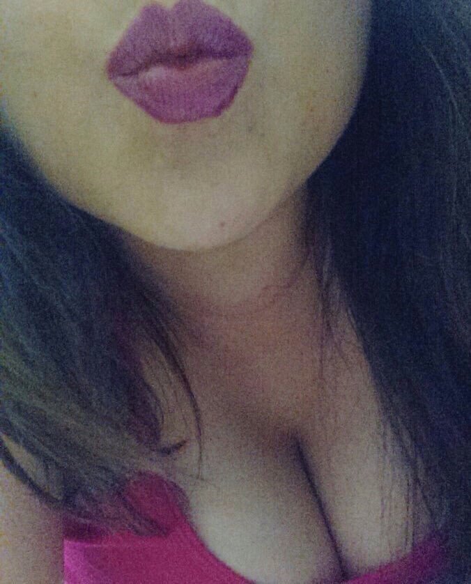 هلوو بوسة لكل متابعيني فديتكم 😙😙