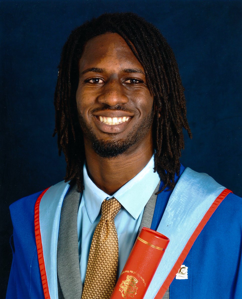 jahbahrhee's tweet photo. The only Trini in the first cohort of animation students @ UWI Mona 🙌🏿🇹🇹🇹🇹🙌🏿

Also grad @ St Augustine is a week earlier than Mona so technically that makes me the first ever graduate to receive a degree in Animation at the University of the West Indies nbd https://t.co/zDedfWNaGR
