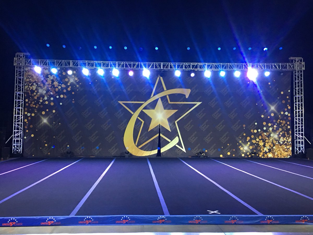 ChampionCheerAS's tweet photo. It’s time!!! #GoldGala #BeTheLight 💛🔦 https://t.co/DmcdFRHgSN