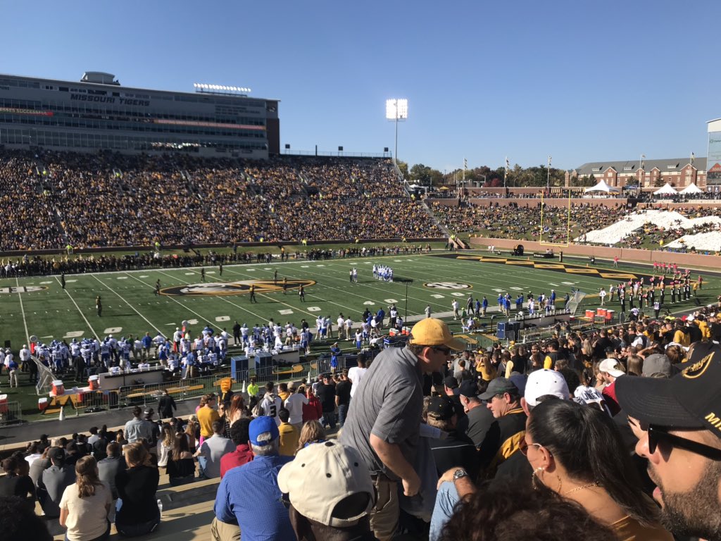 It’s an unbelievably beautiful day in Columbia.  And meeting  
<a href="/culkin22/">Sean Culkin</a>  @Chargers Thanks Sean for coming back to The Zou today! 
Time to kick some ass TIGERS!     MIZ.....<a href="/jojofrito/">Jody Fristoe</a>
