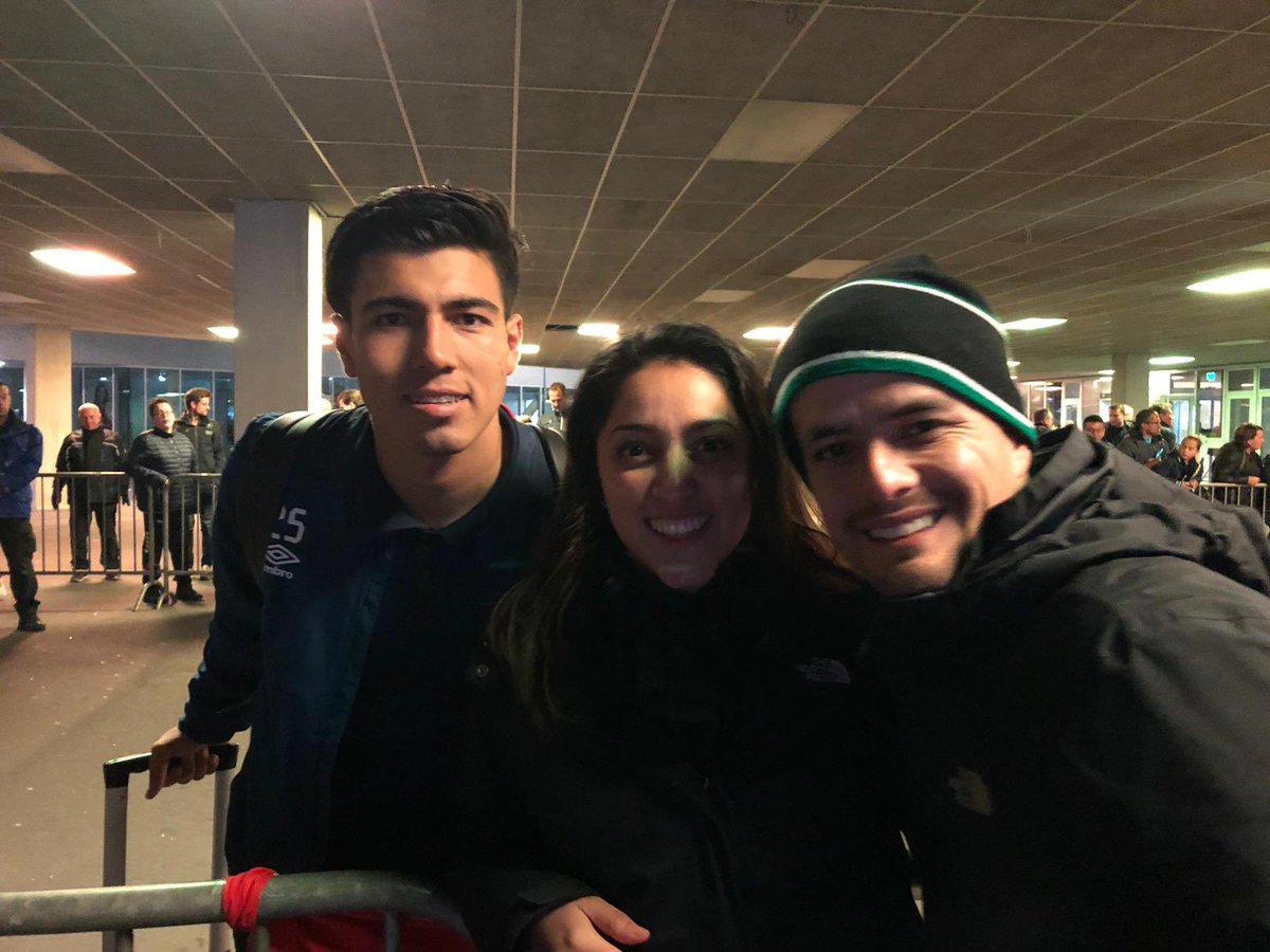 La foto con el <a href="/GutiGalaviz/">Erick Gutierrez</a> después del partido vs el PSV