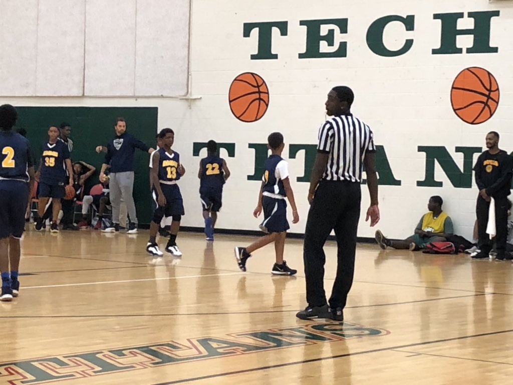 BoysArsenal's tweet photo. Busy weekend for @BoysArsenal. Served at @IPSFutureCenter Open House Friday evening, worked football concessions. Next morning officiated middle school games at Arsenal Tech MS Jamboree Saturday morning! #GRINDIN https://t.co/DThs9JukIl