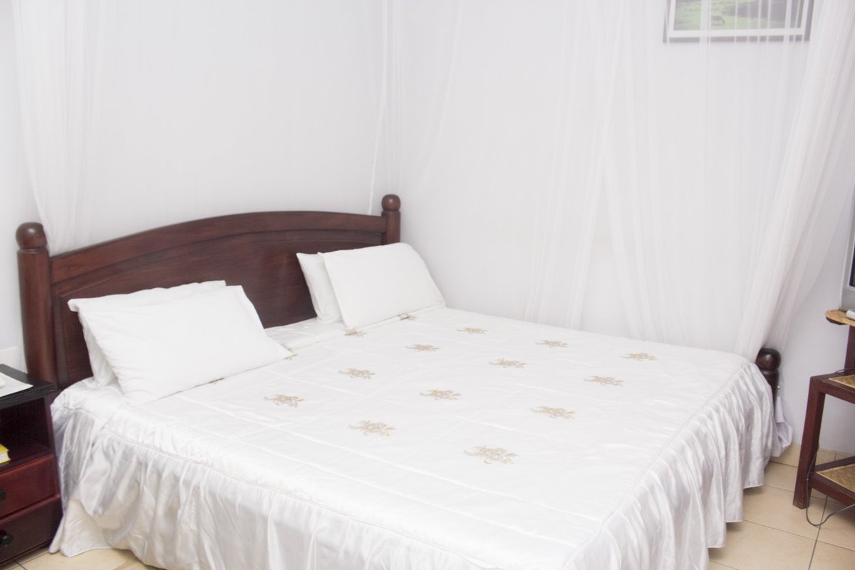 scroll_inn's tweet photo. SCROLL INN HOTEL DELUXE ROOMS #89,900/- B/B*2 https://t.co/DPVX6bMnmG