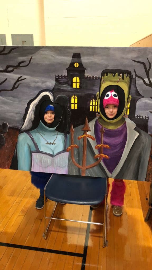 Loving Fall Fest! <a href="/WHSLBRY/">Waltham High Library</a> <a href="/msfournier_whs/">Ms. Fournier</a>