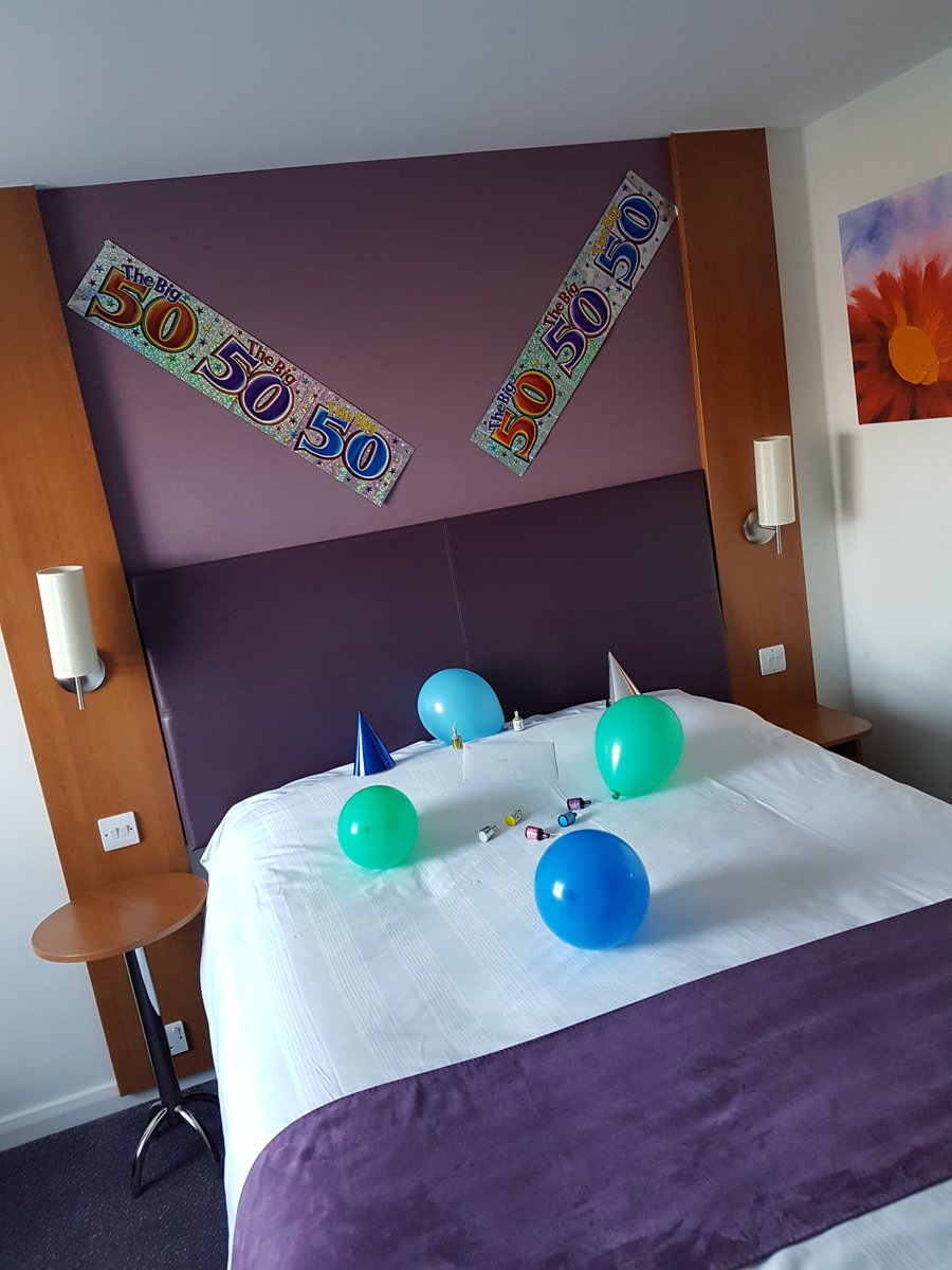 #PIWOW decorated a room for one of the guests today who turned 50! Big Happy Birthday Heath,  from all the staff at Newcastle Airport Premier inn 🎉🎊🎂 #premierinn