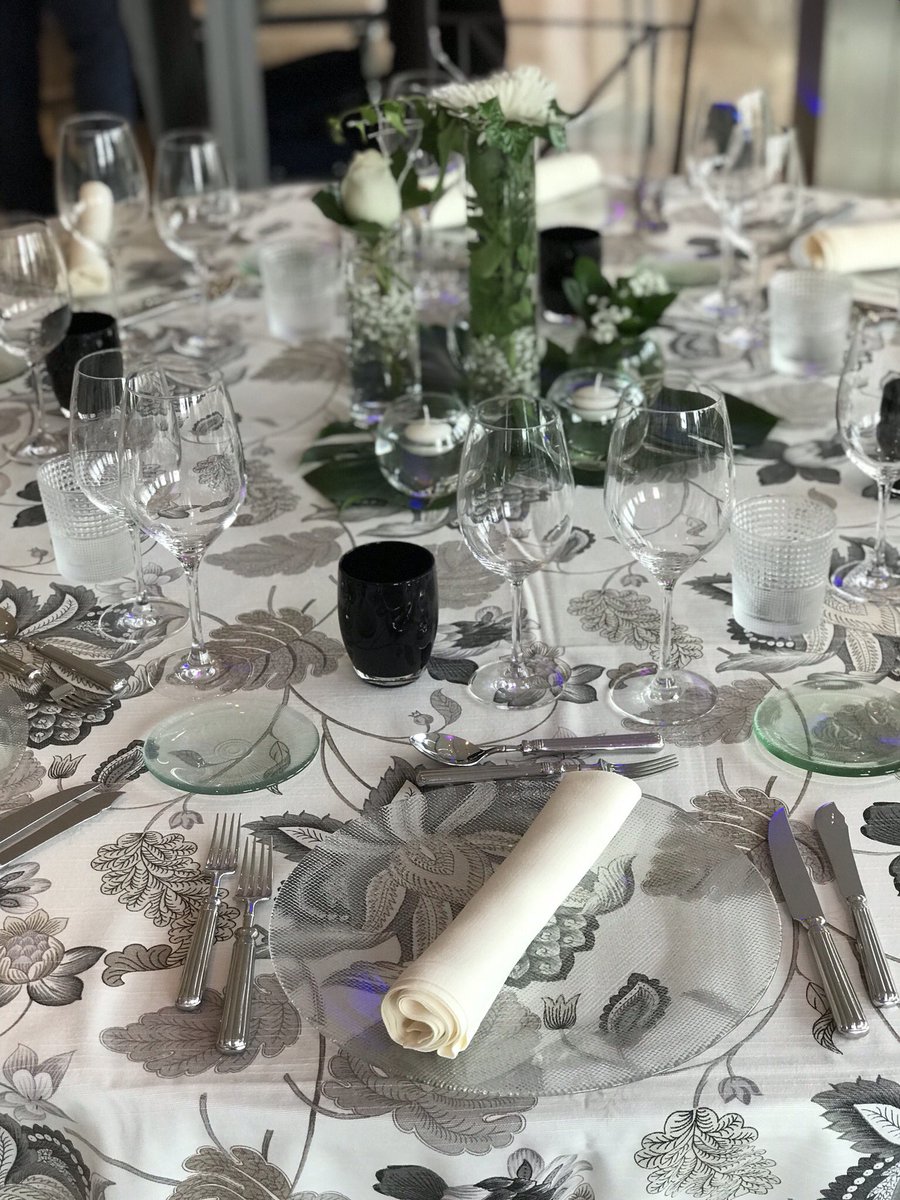 MeliaPrincesa's tweet photo. Y finalmente terminó nuestro #weddingdaymeliamadridprincesa. Muchísimas gracias a todos por visitarnos, a cada proveedor por su ayuda y a nuestros profesionales por el cariño depositado. ¡Os esperamos en la próxima! #soulmatters #onlyinmelia https://t.co/mtto2hq6sd