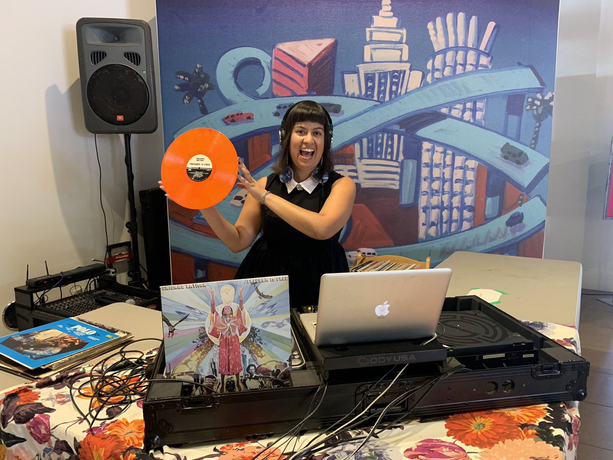 DJZibaZ's tweet image. I’m #DJZibaZ at #MOLAA today set-up next to the #LBCityLibrary table for #DayoftheDead #díademuertos! Come by, going until 5pm, free! 💀💐