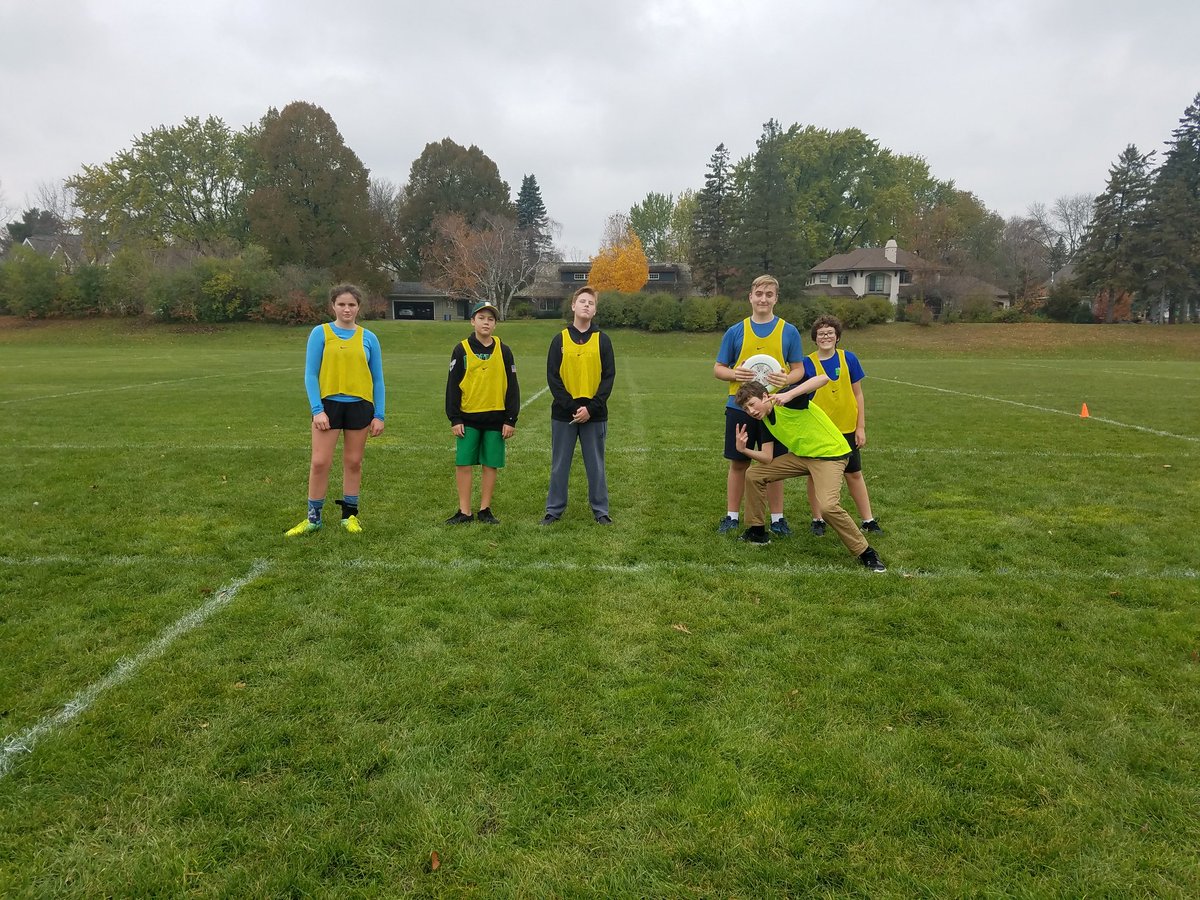 EdinaUltimate's tweet image. A battle of the middle schools! #TeamValleyview #TeamSouthview