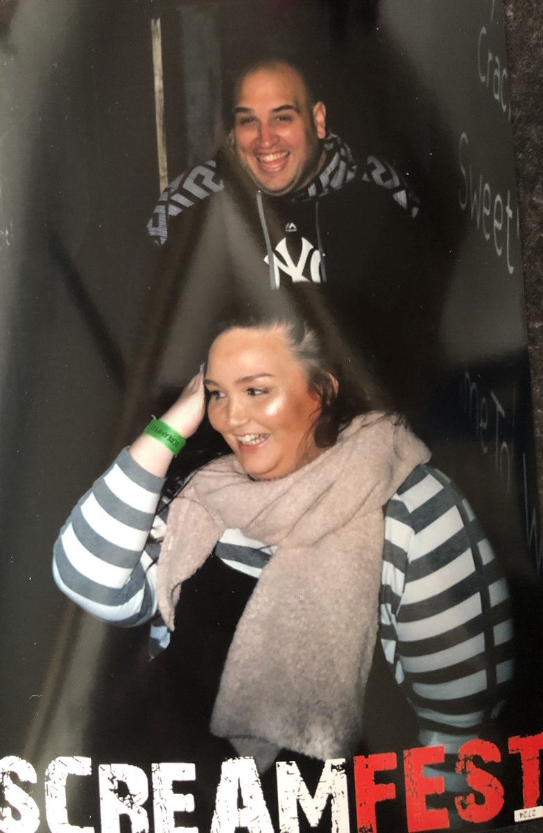 kazalaaaar's tweet photo. #date8 #dating evening @ScreamfestUK - such a fab night.
Screamed my arse off #scaredycat but did have a personal 6’8 protector followed by a #cosynightin #warmingup #stupidlyhappy #screamfestuk #screamfest https://t.co/EoWSqVkcfU