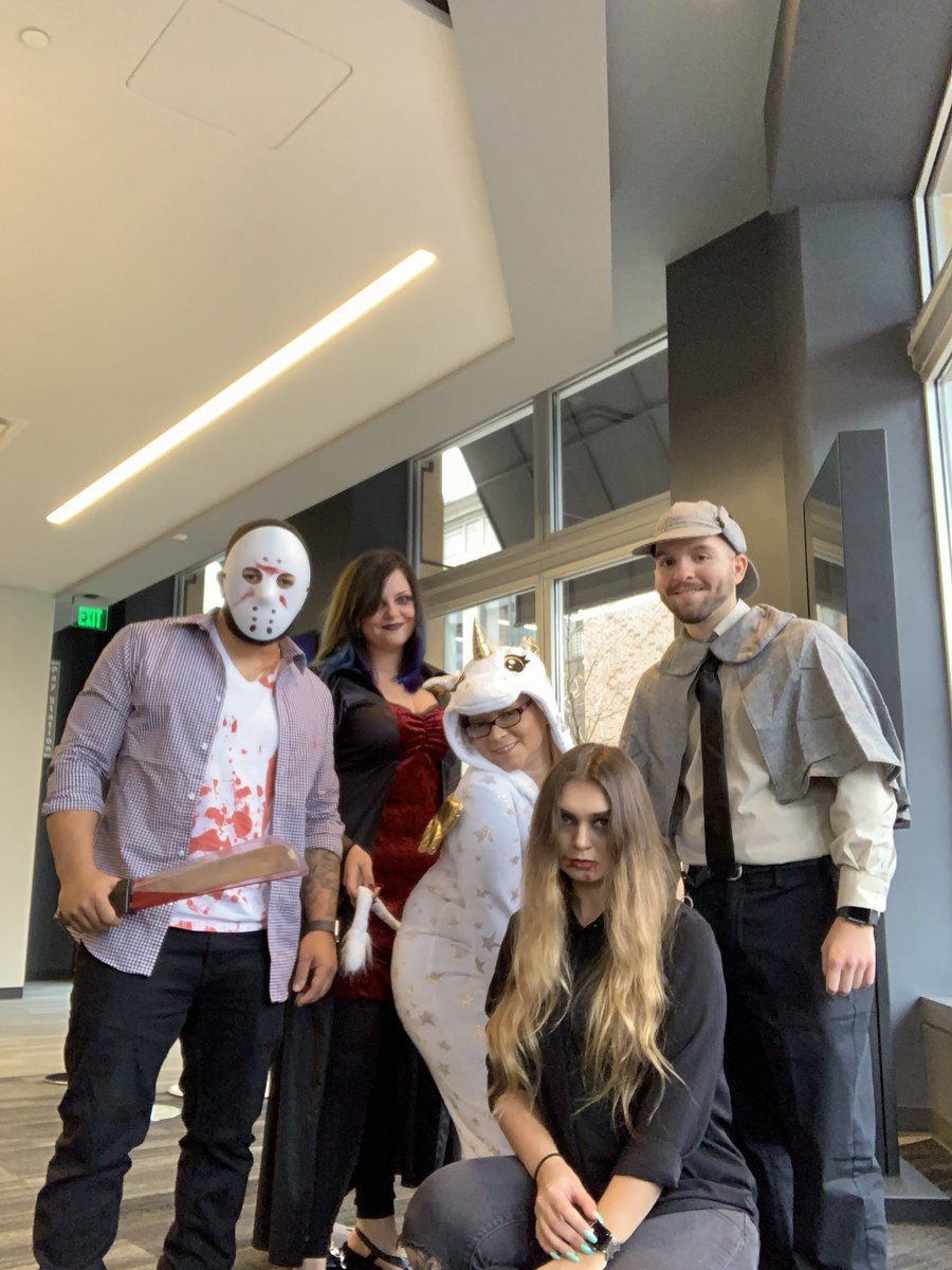 JustinMagazine4's tweet photo. Crocker Park in the house!! Happy Halloween! @Crockerpark1 @MeganMonnot @judy_cavalieri @alysonwoodard @TheoAlexander11 #HappyHalloween #OHPA https://t.co/lL04wKcOsJ