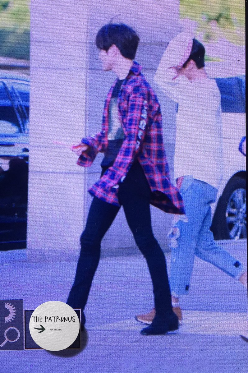 竜ryu 🔗 on Twitter: taeyong is just.... 80% leg… 