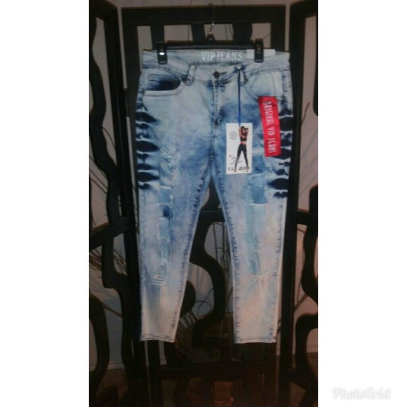 bigsign09's tweet photo. So good I had to share! Check out all the items I'm loving on @Poshmarkapp from @BluestRayne #poshmark #fashion #style #shopmycloset #urbanbehavior #vip: https://t.co/WbPm0o3aYn https://t.co/HbQPtmGA34