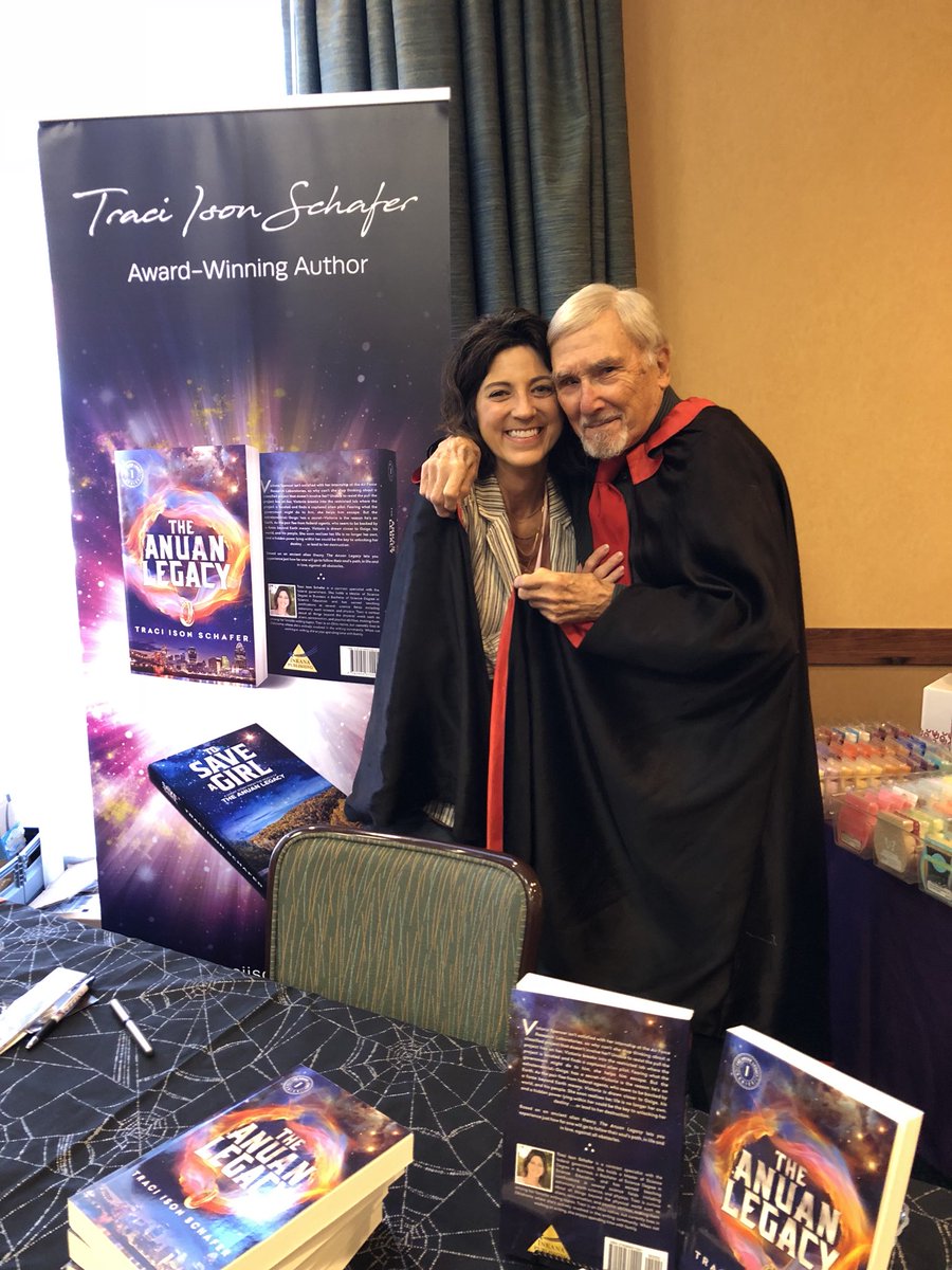 AuthorTraci's tweet photo. Hanging out with Count Gregore!
#CountGregore #OKCLegand
#FreakyBookBang #Bricktown #BricktownEvent #OKC #OKCEvent #BookSigning #AuthorEvent #Book #Novel #TheAnuanLegacy https://t.co/goUrKDKDTT
