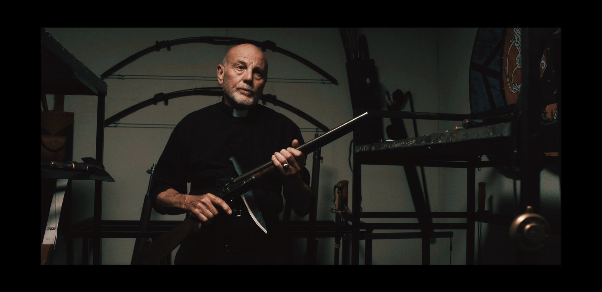 Happy birthday to our very own Carmen Argenziano!!
Have an awesome day Carmen!! 