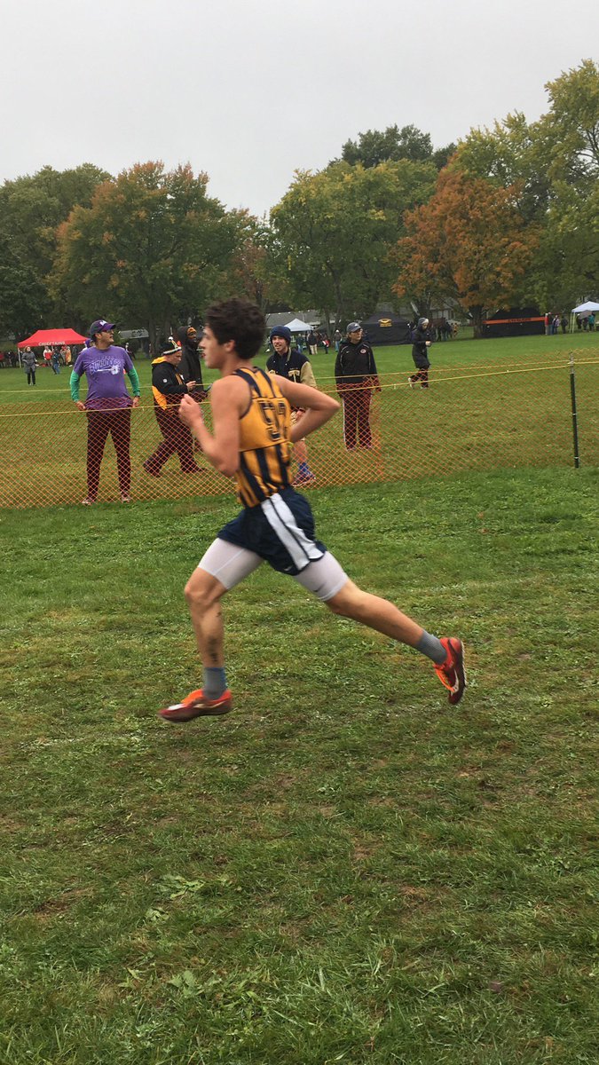 j1schneider's tweet photo. My nephew is faster than your nephew #boundforstate https://t.co/ybbxKyI3Dp