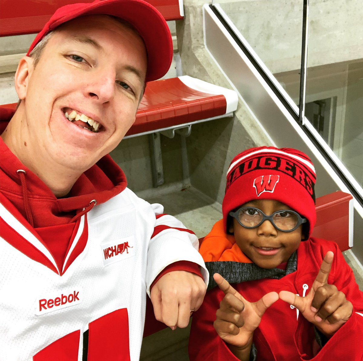 badgerhockeyfan's tweet photo. Let a #greatdayforhockey begin at #LaBahn Arena. @BadgerWHockey vs. @GopherWHockey. Let’s get a big win from the women and a comeback win from @BadgerMHockey tonight!#LetsGoRed! #onwisconsin #Badgers https://t.co/BiwsEdAlSC