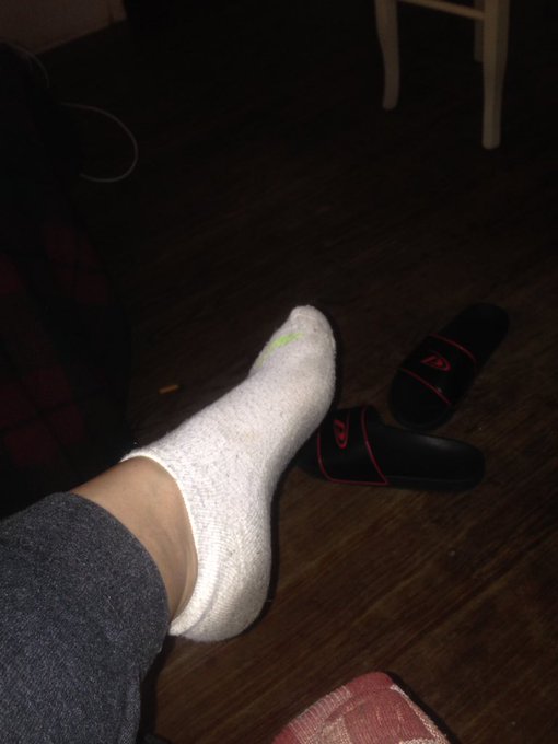 Dirty socks for sale, all you creeps that wanna cum on my feet hmu for prices #Footworship #dirtysockfetish<a href="/tag/findomme"class="tags"><span>#findomme</span></a><a href="/tag/footworship"class="tags"><span>#footworship</span></a><a href="/tag/humanatm"class="tags"><span>#humanatm</span></a><a href="/tag/paypigwanted"class="tags"><span>#paypigwanted</span></a>