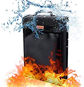 MomOutsider's tweet photo. Win a FREE Fireproof Document bag! https://t.co/RLi0uAOpAc 
#fireproofbag #fireproofdocumentbag #fireproofpouch #fireprotection #fireresistance #firesafe #homesafe #homesafety #money #bag #fireresistant  #familysafety #lowprice #sale #sales #firefighter #fire #family https://t.co/5MXlsDr3Qt