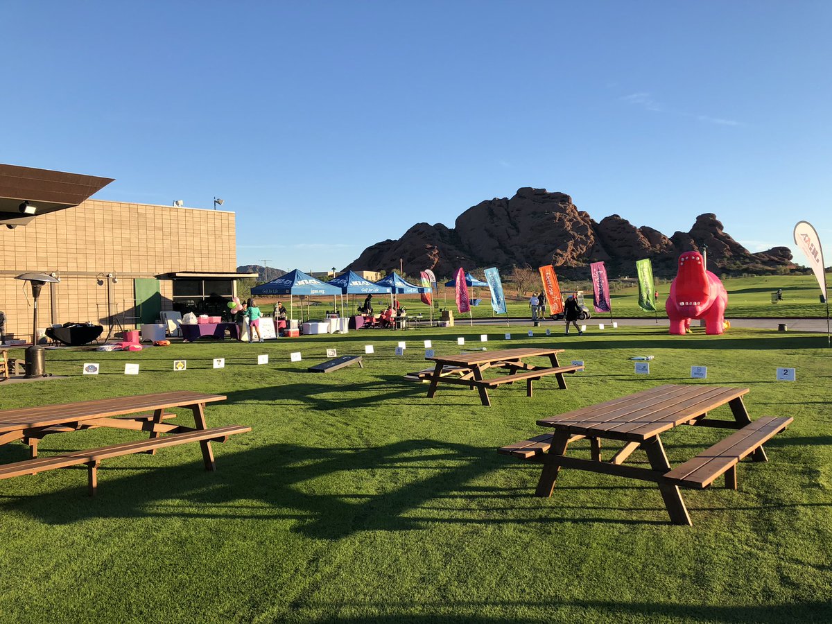 JuniorGolfofAZ's tweet image. Great Day to be at Girls Golf Day at @PapagoGolf Course with @GirlsGolfofPhx growing the game!!!#jgaa #juniorgolf #golfforlife @AZGOLFassoc @TheFirstTeePhx @SWSectionPGA @azwomensgolf