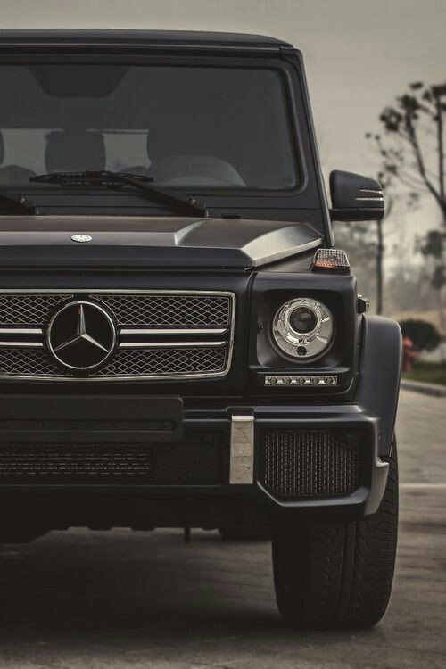 RentNearCar's tweet photo. Why fly when you can be driven? 
#Nearcar #Rentcar #Mercedes #mercedesbenzarena #AMG #black #cars #automobile #luxury #EXOL #DREAMS #dopeanthem #Car #toptags #RIDEONTIME #DriveTime  #sportscar #vehicles #streetfashion #ROADMAP #Highwaymen #SPOILER #RaceDay #Racing #EngineeringUK https://t.co/AcSotiDK0W
