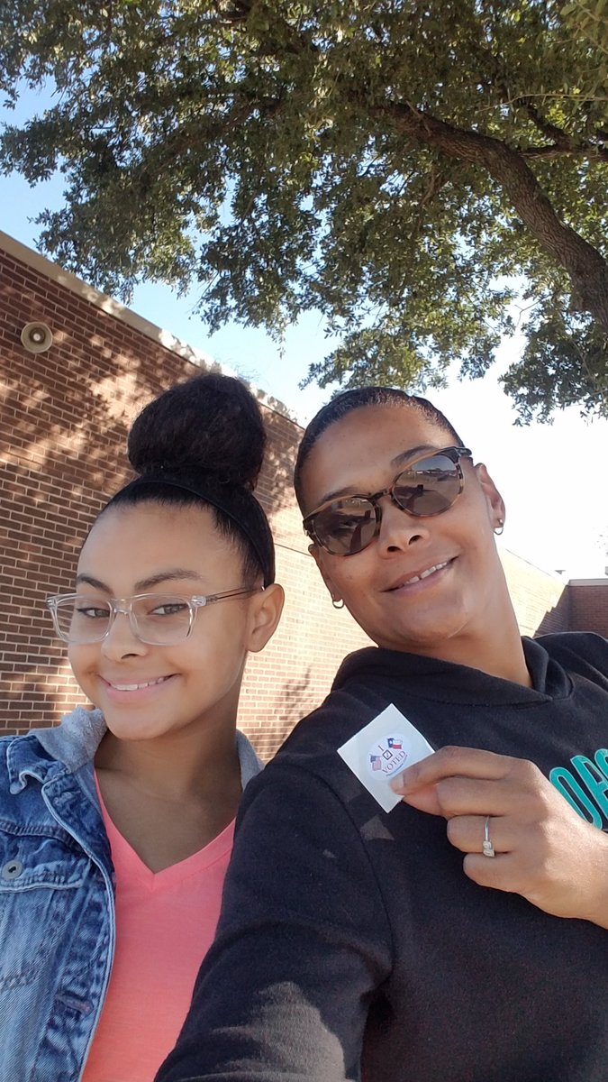 VictoriousArlet's tweet photo. @AliefISD #AliefVotes https://t.co/KsNeBqPaRA