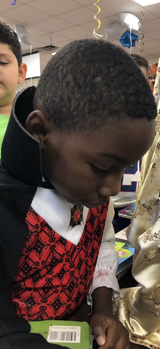 LibraryMacon's tweet image. Favorite book character day