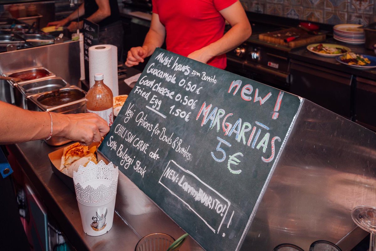 #donkeybusiness #clubdelburro #schillerkiez #neukölln #berlin