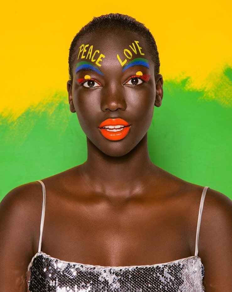 SaphoTheActivst's tweet image. Colour Trend #designwins