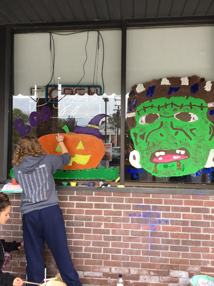 LAQMusic's tweet photo. Such beautiful and creative designs for #HalloweenWindowPainting. Great job to all students! #MPSDK8 @artosaurus_rex https://t.co/kHLZsiwPCp