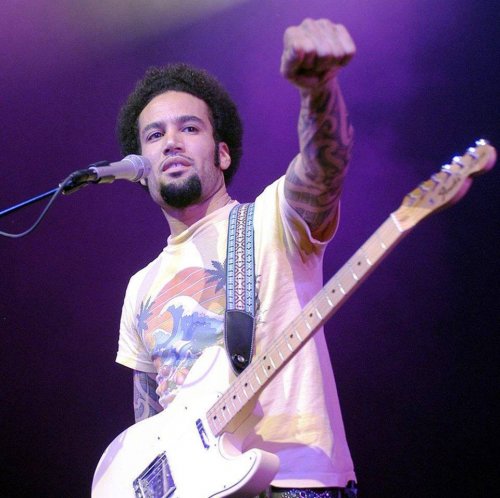 Happy birthday Ben Harper (born October 28, 1969) an American singer-songwriter and multi-instrumentalist. 