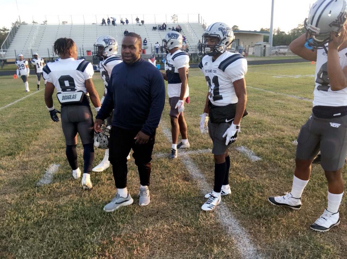 depauldrick's tweet image. Pre-Gaming with my Youngins 🔥🔥!!! #RunThatBack #Wosnation