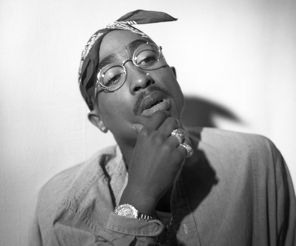 TupacShakurLC's tweet photo. 9 Platinum Albums, 7 Posthumous Albums, 75 Million Albums sold, 713 Songs, 7 Movies, All by the age of 25. The greatest, ever. https://t.co/9vNuJjfEgm