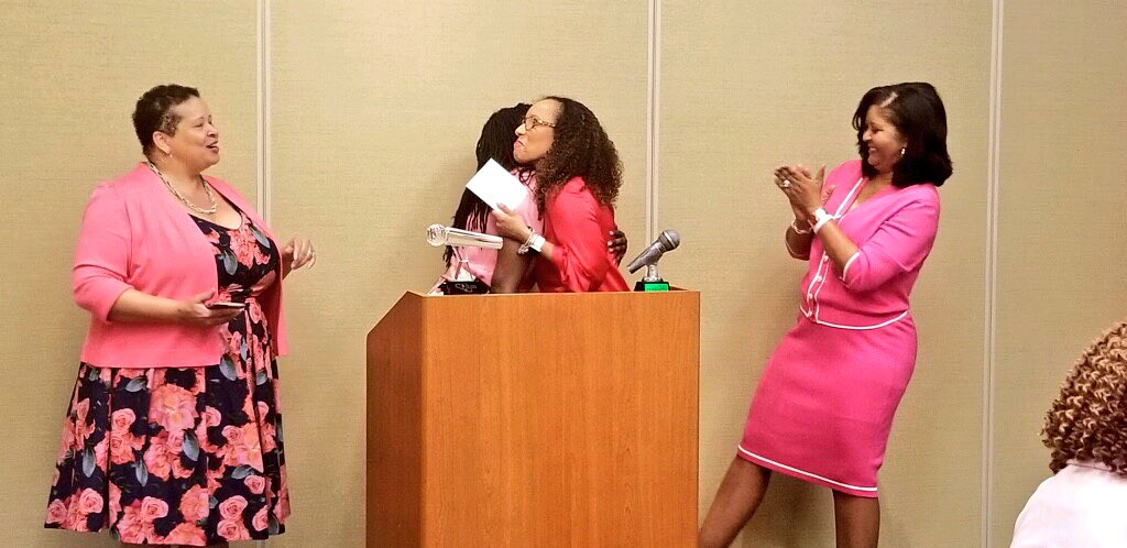 GCAC_Links's tweet photo. #GCACLinks are blessed to be part of @WA_Links &amp; to recognize #NationalMentoringDay! We loved on Nadiya, our brilliant &amp; talented #59ForTheFuture mentee &amp; hugged &amp; thanked our dedicated Program Chair, G. Henderson. #WALinksMentor #NationalMentoringDay #MentoringRocks https://t.co/70LKWEGGzR