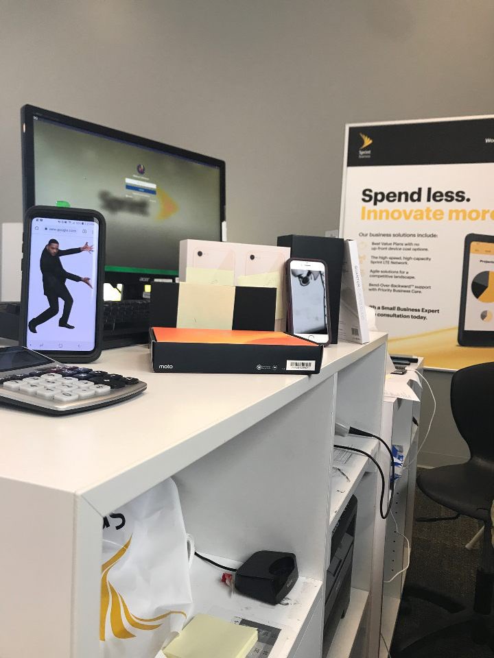 They keep coming! <a href="/Sprintmdletwn/">Sprint Middletown</a> @Derby97536494 taking advantage of all opportunities!! Nice work!!
