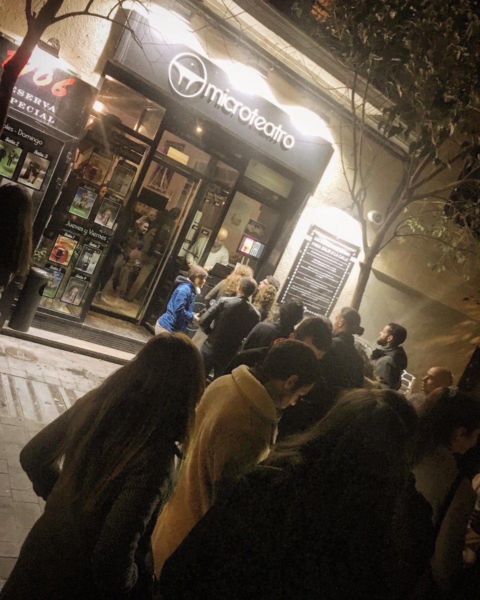GreenKingdomEnt's tweet photo. Noche divertida viendo la obra “La Espera” en @microteatro de Madrid, de la mano de @chrmarquez @Edurejon y Xavi Soler.
No os la podéis perder, tenéis hasta mañana para poder verla #microlaespera https://t.co/pL3PVmOGl9