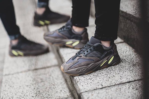 yeezy boost 700 wave runner retail price