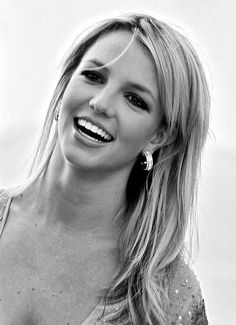 Piano_Girl222's tweet photo. #britneyspears through the years #BritneyDomination #20YearsOfBritney #BritneyPrincesses @Spears_Master @TaylorBritney34 @TeklaChristi @the_britneyarmy @SPEARSinTheZONE @Te_Amo_Brit @ItsKellenBitch @bsfanatic01 @BraveNewKnee @KokoBritney @KILL4KIRA @perryspearss @niaspears_ https://t.co/3pemnfmyfL