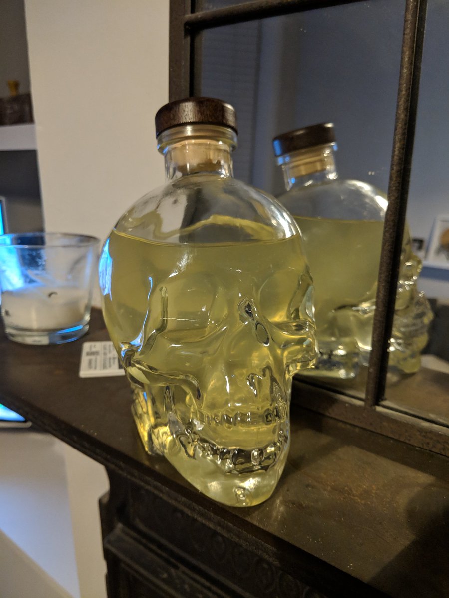 Homemade gin flavours.. this is my Clementine, ginger and bay infusion. Got a right kick to it. #Ginvember