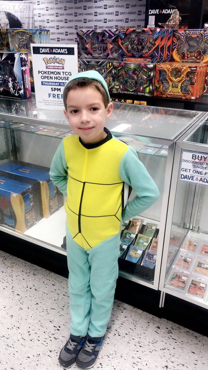 citizen_jz's tweet photo. Squirtle got his @halloweencomic free comics @DACWBuffalo, did you?? #HCF2018 #pokemon https://t.co/j8Q4UF4ip4