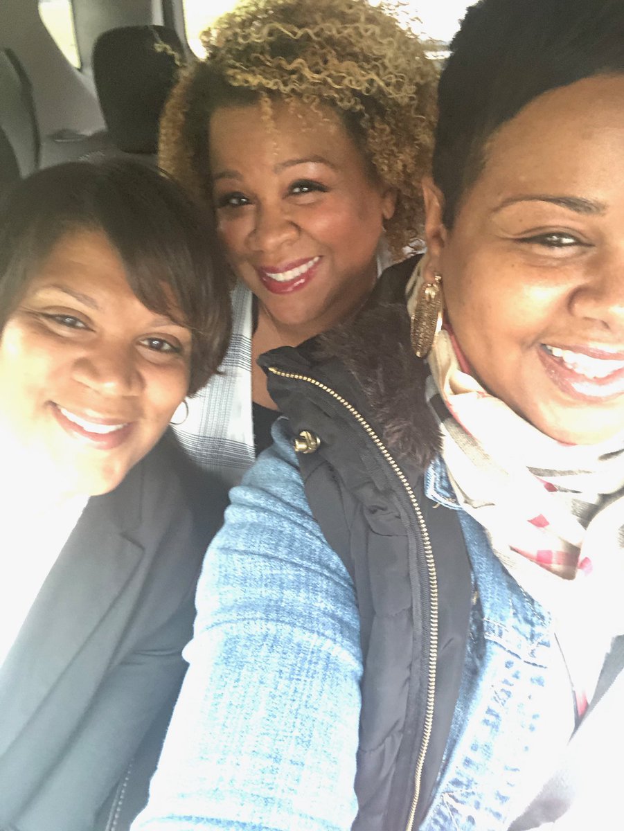 Gr8unt's tweet photo. Headed out with my sissys @vmillerhomes and @njoy_3 to see @bigrondevoe and his crew. Waiting to see a great show!! #bigrondevoe #sissyday #alwayssisters #alwaysfriends #addisongirls https://t.co/R9ZXC6zWKv