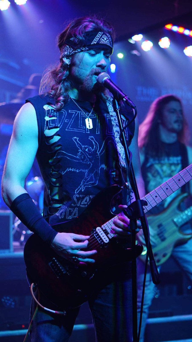 HexumBand's tweet image. Introducing krank krystal, viper, and blizzard. Ready to rock at a venue near you 🍻 #Hexum