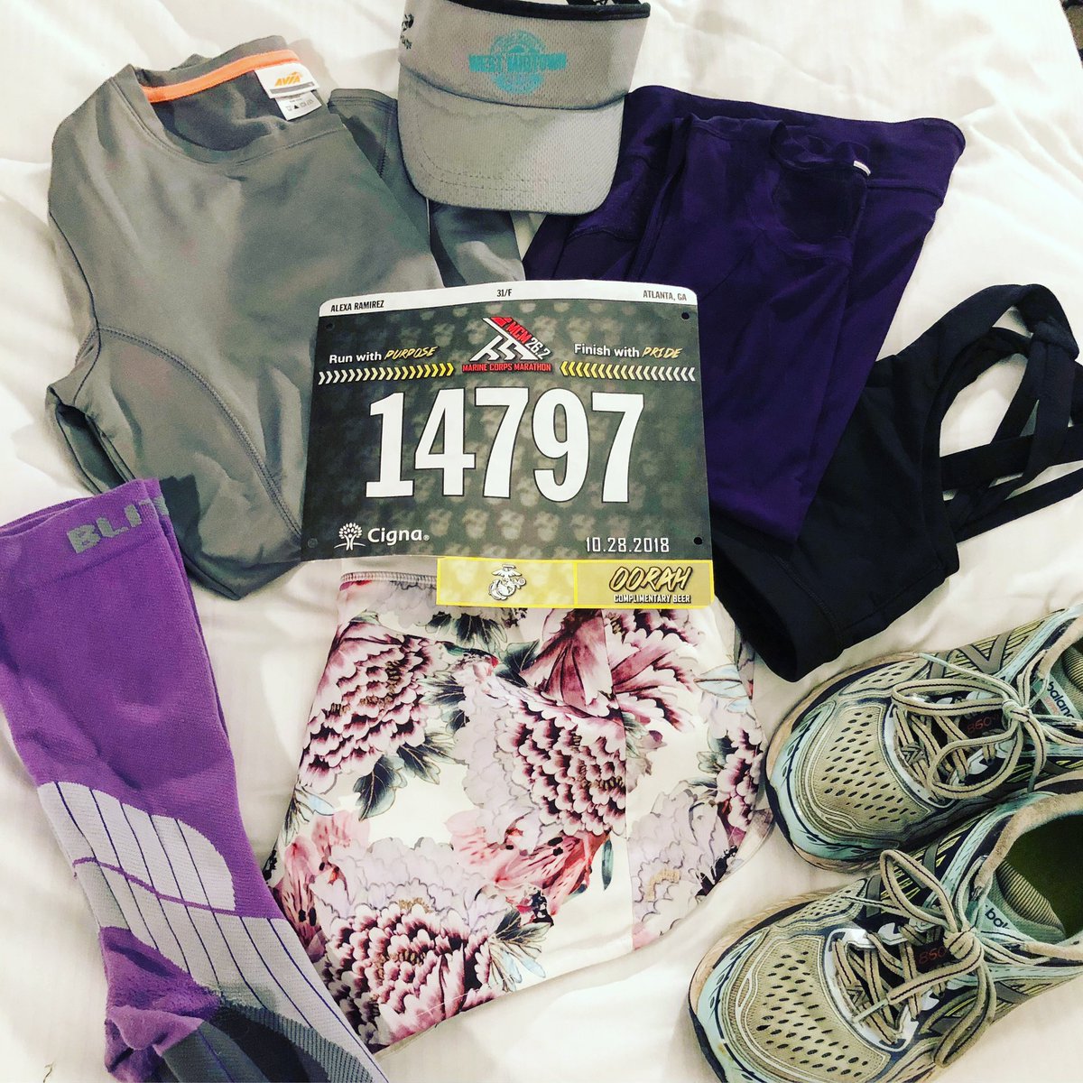 BuzzFan's tweet photo. Canโt believe itโs here. Ready to run 26.2 in the morning for my Mom.
#MCM2018 #MarineCorpsMarathon #RunwiththeMarines #pancreaticcancer #marathon #run #newbalance #lululemon #athleta #blitzu #avia #headsweats https://t.co/PS2H1BjY7s