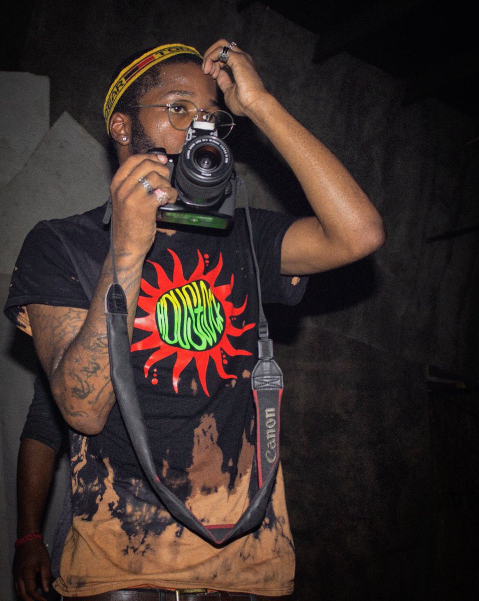 2ffePhotagraphy's tweet photo. Houstock/2016
@BlaccMaru X @GxldShxt 
PhotosBy📷: @TheRealSkylow_ 
S/o @BYxBREEZY 🌍🚀 https://t.co/LuoDGGGoP4