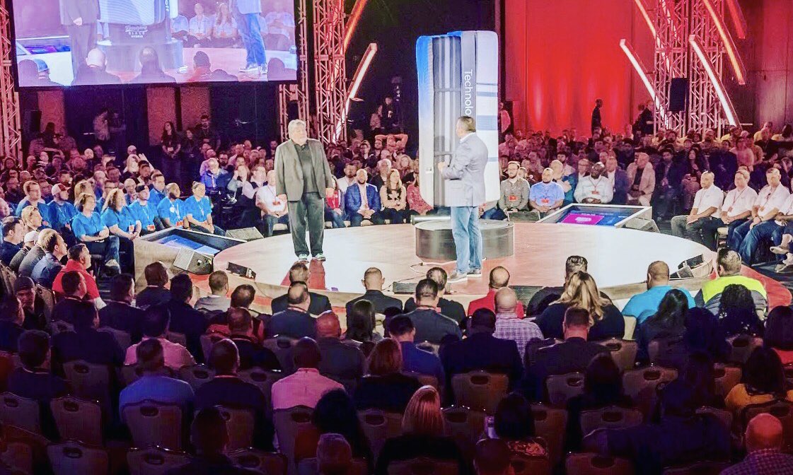 EncoreLiveLLC's tweet photo. SET THE #STAGE TO #ENGAGE "Nothing becomes real until it is #experienced ."
#Quote | John Keats #Event #Events #EventProducer #EventProducers #ExperienceMatters #EventPlanning #Eventful #EventPlanners #EvenProf #EventPros #EventLife #EventIdeas #EventCoordination #EventStyle https://t.co/8A4cpOopYd