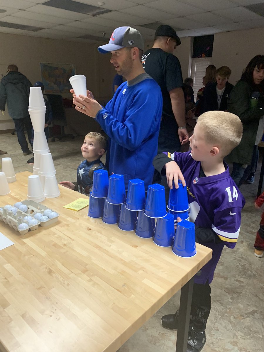breenmath's tweet photo. Thanks to the Minnetonka High School science department and student volunteers for a great morning at Spooky Science Saturday! Well organized, and great experiments for kids (and adults)! @TonkaSchools @TonkaPrincipal https://t.co/jR7UizBF3n