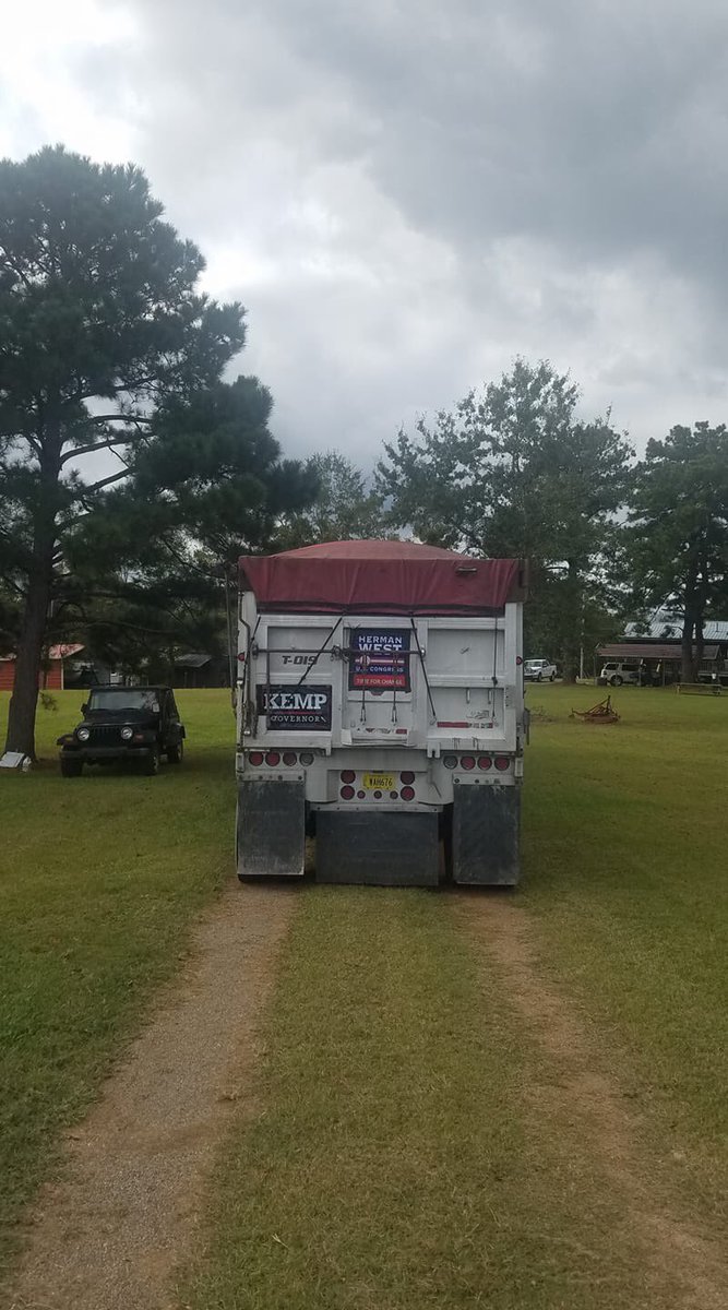 RealHermanWest1's tweet photo. If you see this truck, honk and give the driver a thumbs up! https://t.co/VmTbAMR26s
